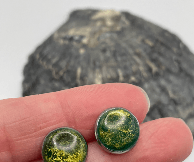 Mounted shimmery studs #2