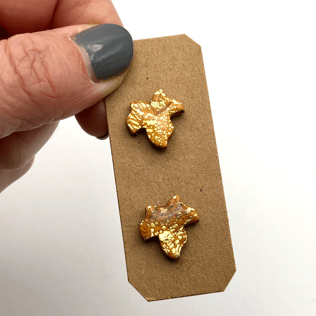 Gold sparkle leaves