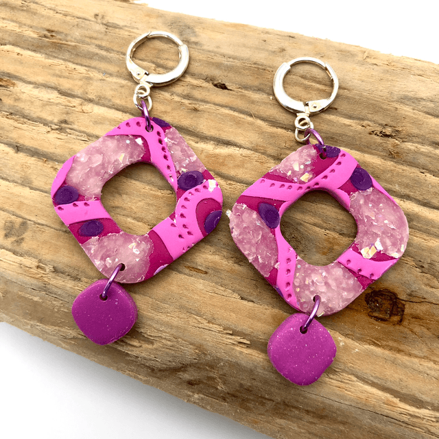 Magenta squares 
